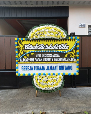 Papan Bunga Duka di Curup Tengah