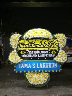 Papan Bunga Duka di Curup Tengah